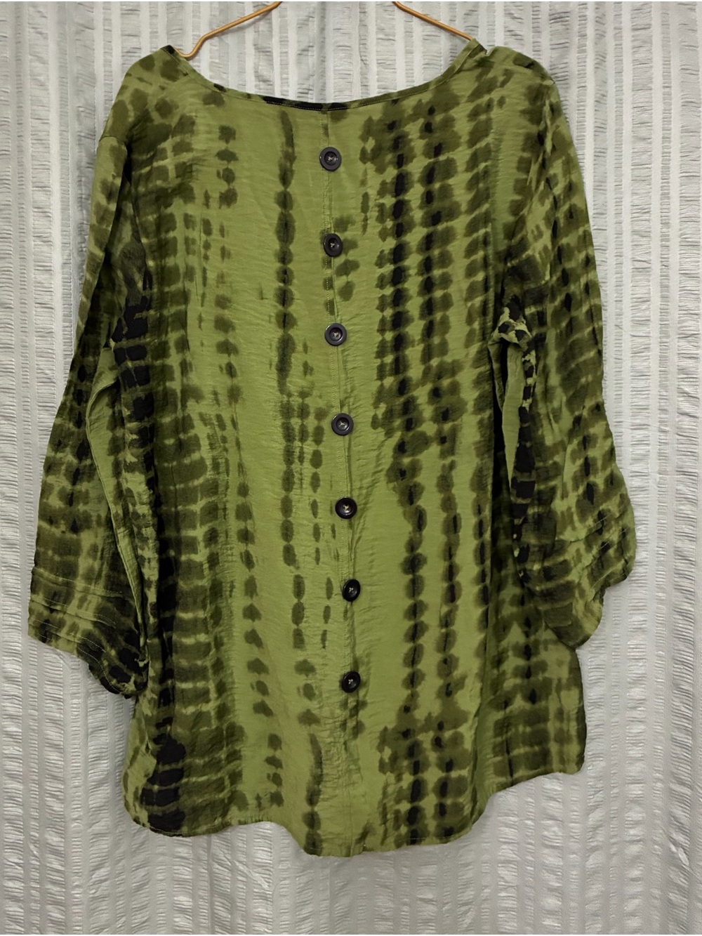 Button-Back Olive Green Tie-Dye Blouse